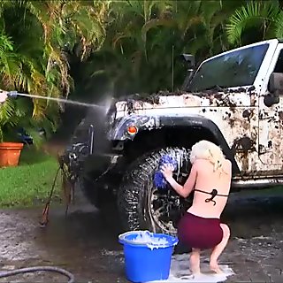 Teen and MILF have Dirty carwash