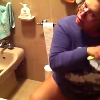Spy Cam Grandma In Bathroom - negrofloripa