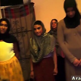 Remaja Love Anal Step dan Berbulu Memek Creampie Afgan Worherhouses!